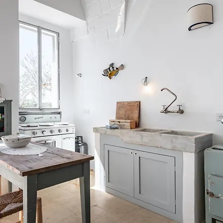 Vintage Salentino - With Sea Access